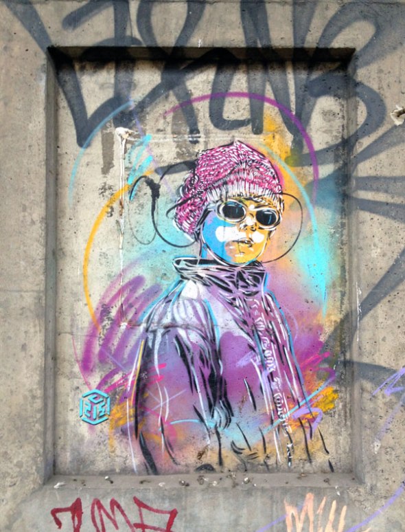 Boy with sunglasses - streetart